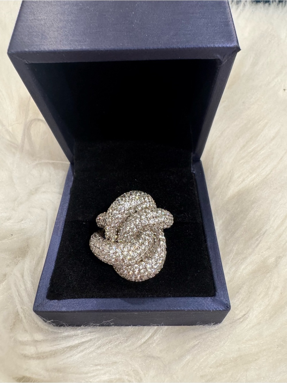 Sparkling (sterling silver S925) CZ Cocktail Knot Ring SIZE 6